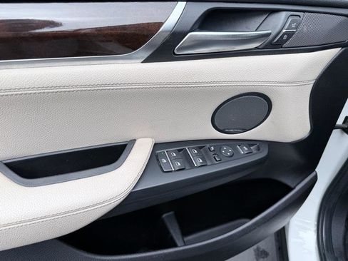 Used 2017 BMW X3 xDrive28i w/ Technology Package image 16