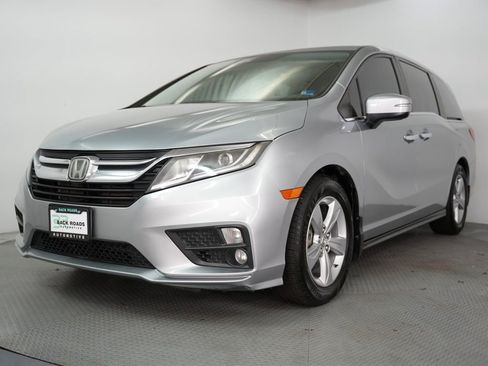 Used 2019 Honda Odyssey EX image 3