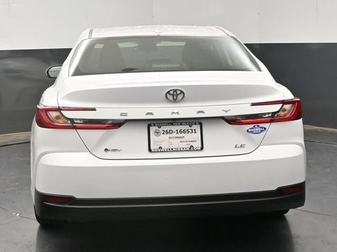 Used 2025 Toyota Camry LE FWD image 7