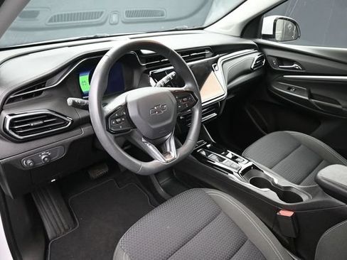 Used 2023 Chevrolet Bolt EUV LT w/ Driver Confidence Package FWD image 11