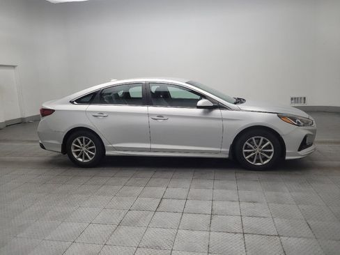 Used 2018 Hyundai Sonata SE FWD image 11
