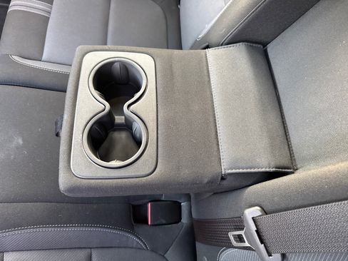 Used 2025 Chevrolet Blazer LT image 17