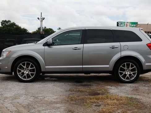 Used 2019 Dodge Journey GT FWD image 4