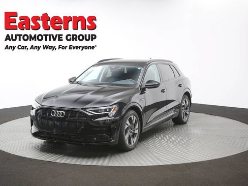 Used 2021 Audi e-tron Premium w/ Convenience Plus Package AWD/4WD image 58