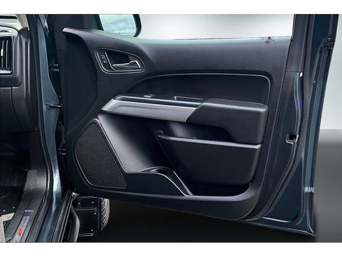 Used 2020 Chevrolet Colorado ZR2 image 26