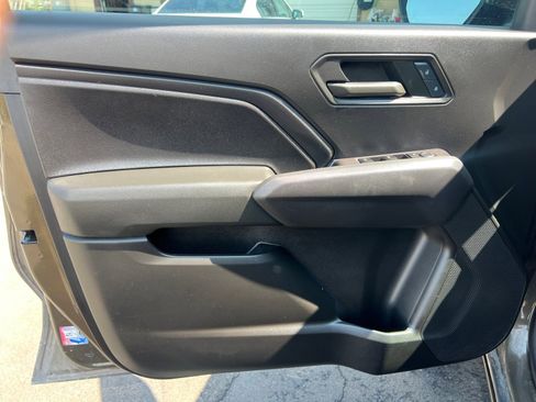 Used 2023 Chevrolet Colorado Trail Boss w/ Technology Package image 19