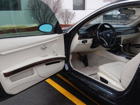 Used 2009 BMW 328i xDrive Coupe AWD/4WD image 23