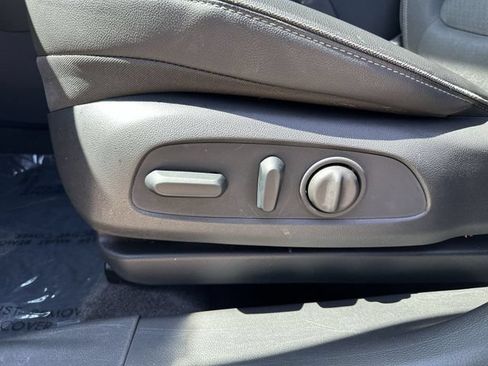 Certified 2023 Buick Encore GX Select w/ Sport Touring Package FWD image 16