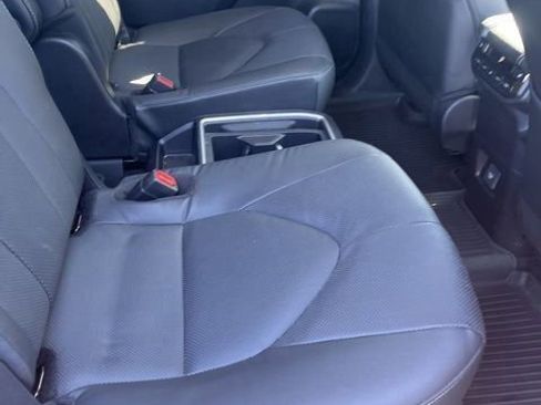 Used 2024 Toyota Grand Highlander Limited image 11