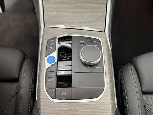 Used 2025 BMW i4 xDrive40i AWD/4WD image 24