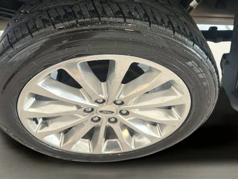 Used 2018 Ford F150 Limited AWD/4WD image 22