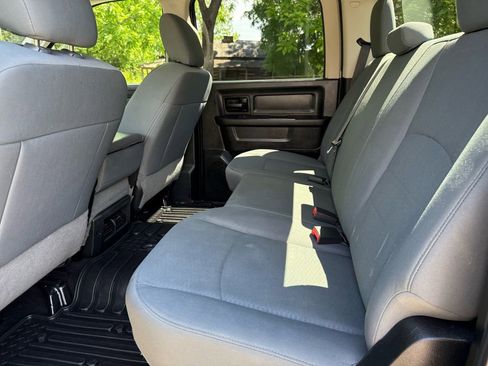 Used 2017 RAM 1500 Express w/ Express Value Package AWD/4WD image 28