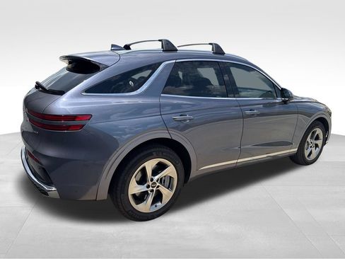 Certified 2026 Genesis GV70 2.5T AWD/4WD image 5