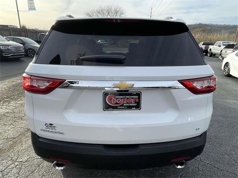 Certified 2019 Chevrolet Traverse LT w/ LT Premium Package image 3