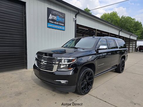 Used 2019 Chevrolet Suburban Premier w/ Premier Plus Edition AWD/4WD image 1