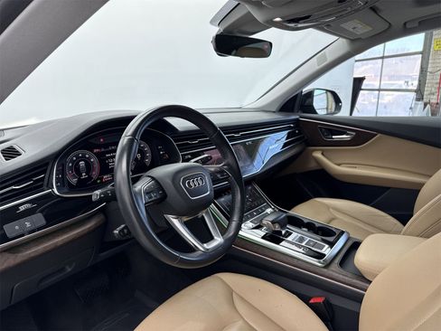 Used 2019 Audi Q8 Premium Plus image 12