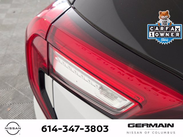 Used 2023 GMC Terrain SLT w/ Elevation Edition AWD/4WD image 16