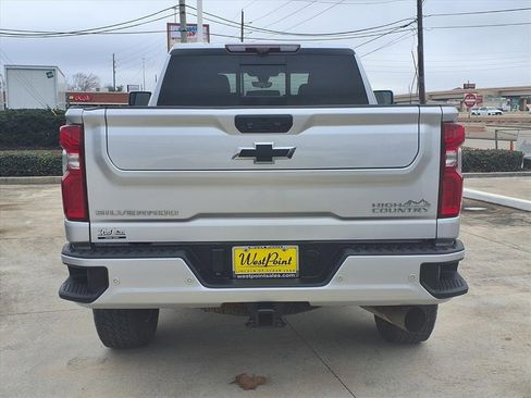 Used 2023 Chevrolet Silverado 2500 High Country w/ LPO, Hitch Package image 5