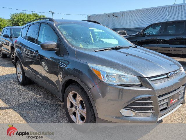 Used 2016 Ford Escape SE w/ Equipment Group 201A FWD image 1