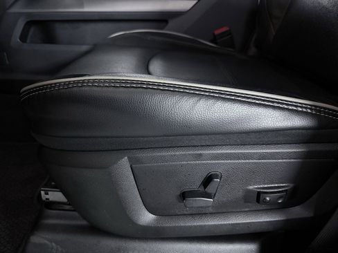 Used 2023 RAM 3500 Laramie w/ Night Edition image 22