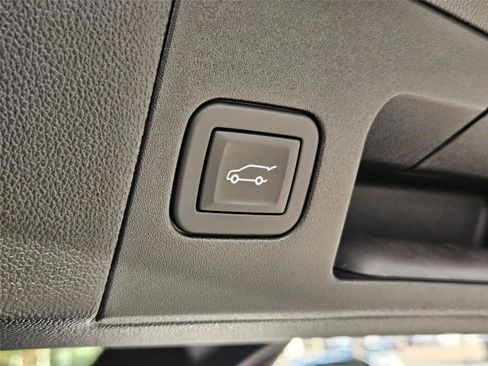 New 2025 Cadillac XT5 Premium Luxury w/ Technology Package FWD image 32