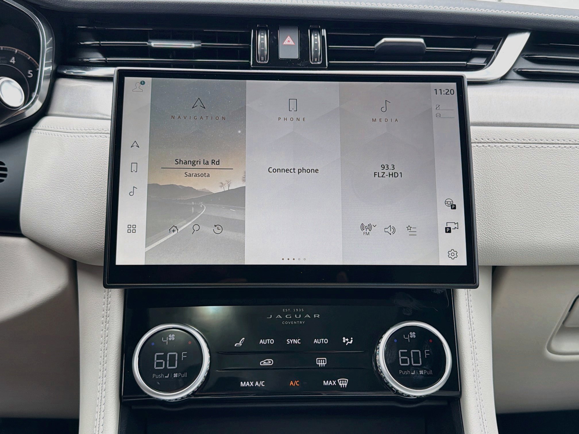 New 2026 Jaguar F-PACE R-Dynamic S AWD/4WD image 28