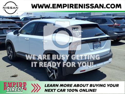 Certified 2025 Nissan Kicks SV FWD image 5
