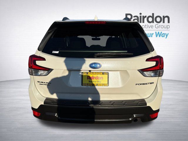 Used 2021 Subaru Forester Premium AWD/4WD image 6