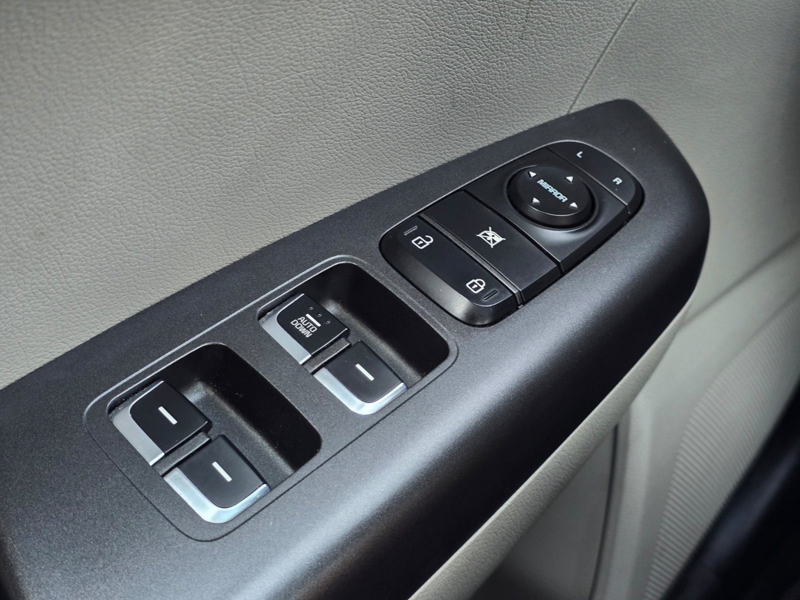 Used 2021 Kia Sportage LX AWD/4WD image 22