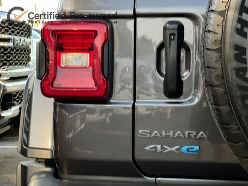 Certified 2025 Jeep Wrangler Unlimited Sahara image 27