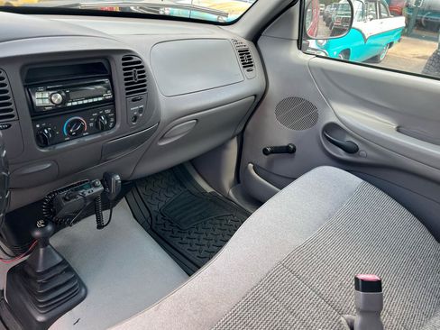 Used 1997 Ford F150 XL AWD/4WD image 8