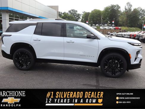 New 2026 Chevrolet Traverse High Country AWD/4WD image 1