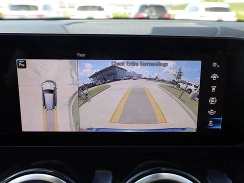 Certified 2023 Mercedes-Benz GLB 250 image 27