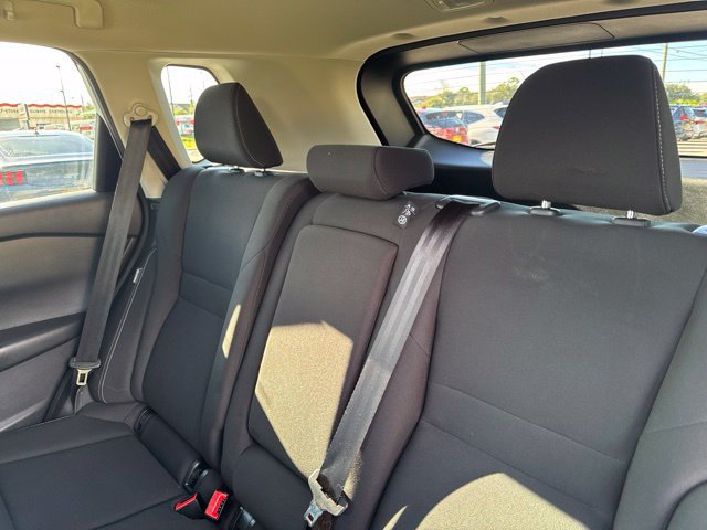 Used 2024 Nissan Rogue S AWD/4WD image 21