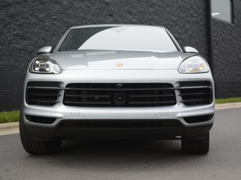 Certified 2023 Porsche Cayenne AWD/4WD image 10