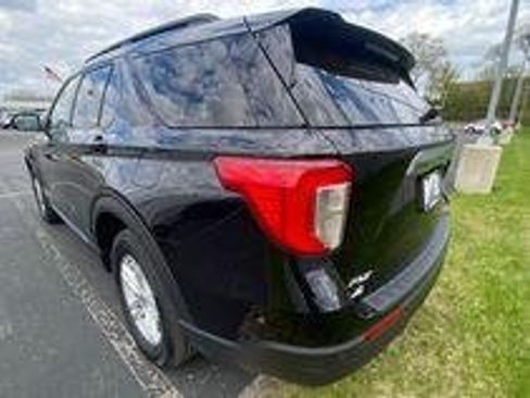 Certified 2024 Ford Explorer XLT AWD/4WD image 8