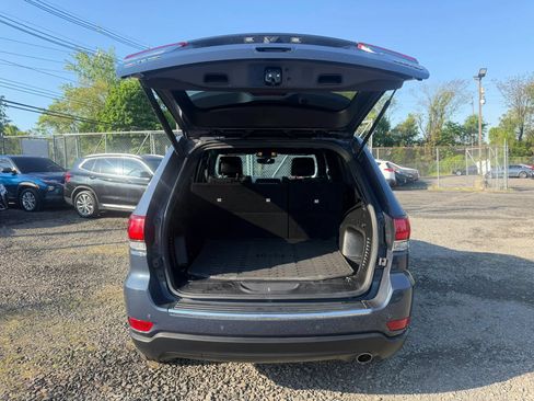 Used 2021 Jeep Grand Cherokee Limited AWD/4WD image 27