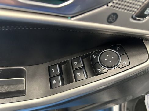 Used 2023 Ford Explorer Limited image 26