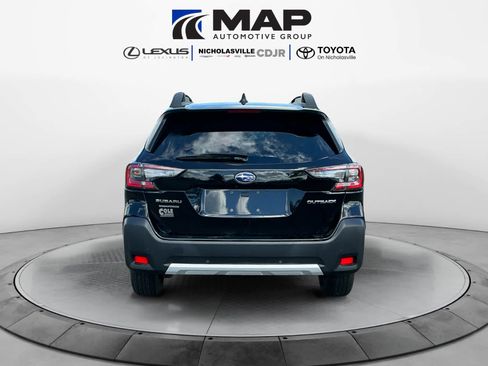 Used 2023 Subaru Outback Limited AWD/4WD image 4