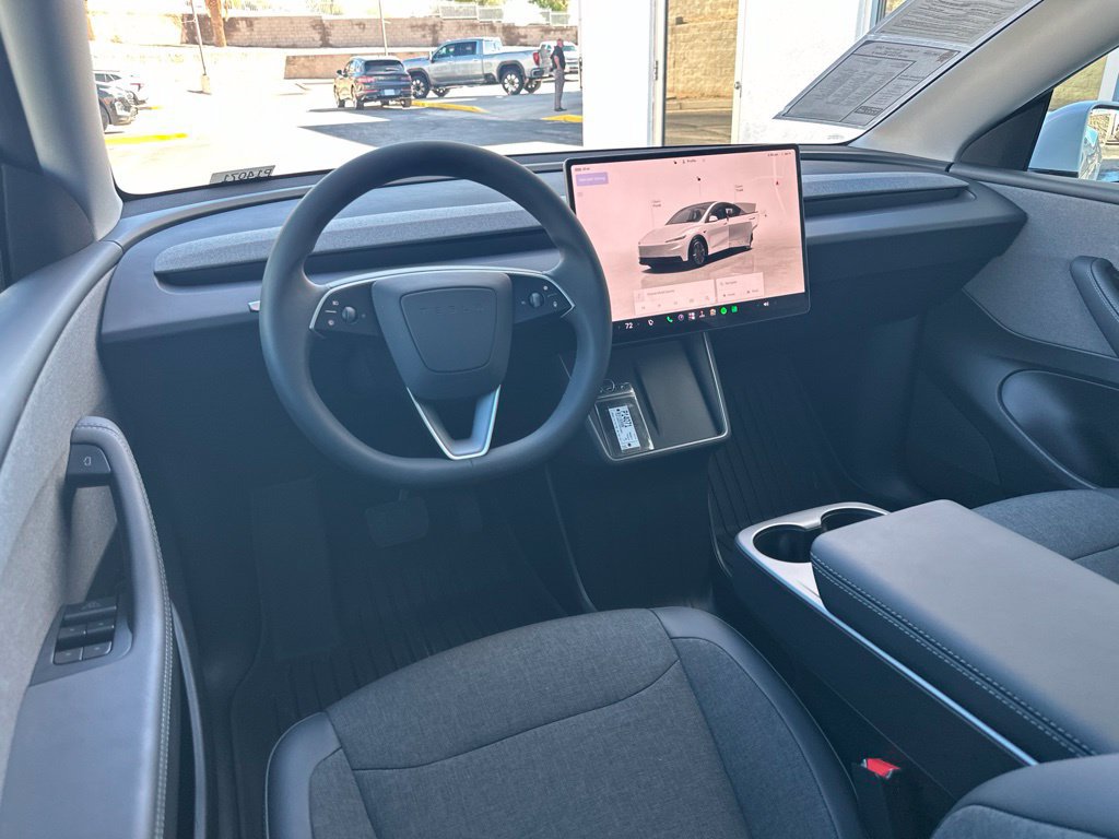 Used 2026 Tesla Model Y Long Range AWD/4WD image 14