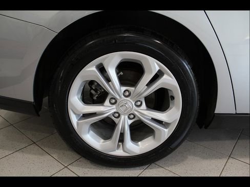 Certified 2025 Honda Accord LX image 11