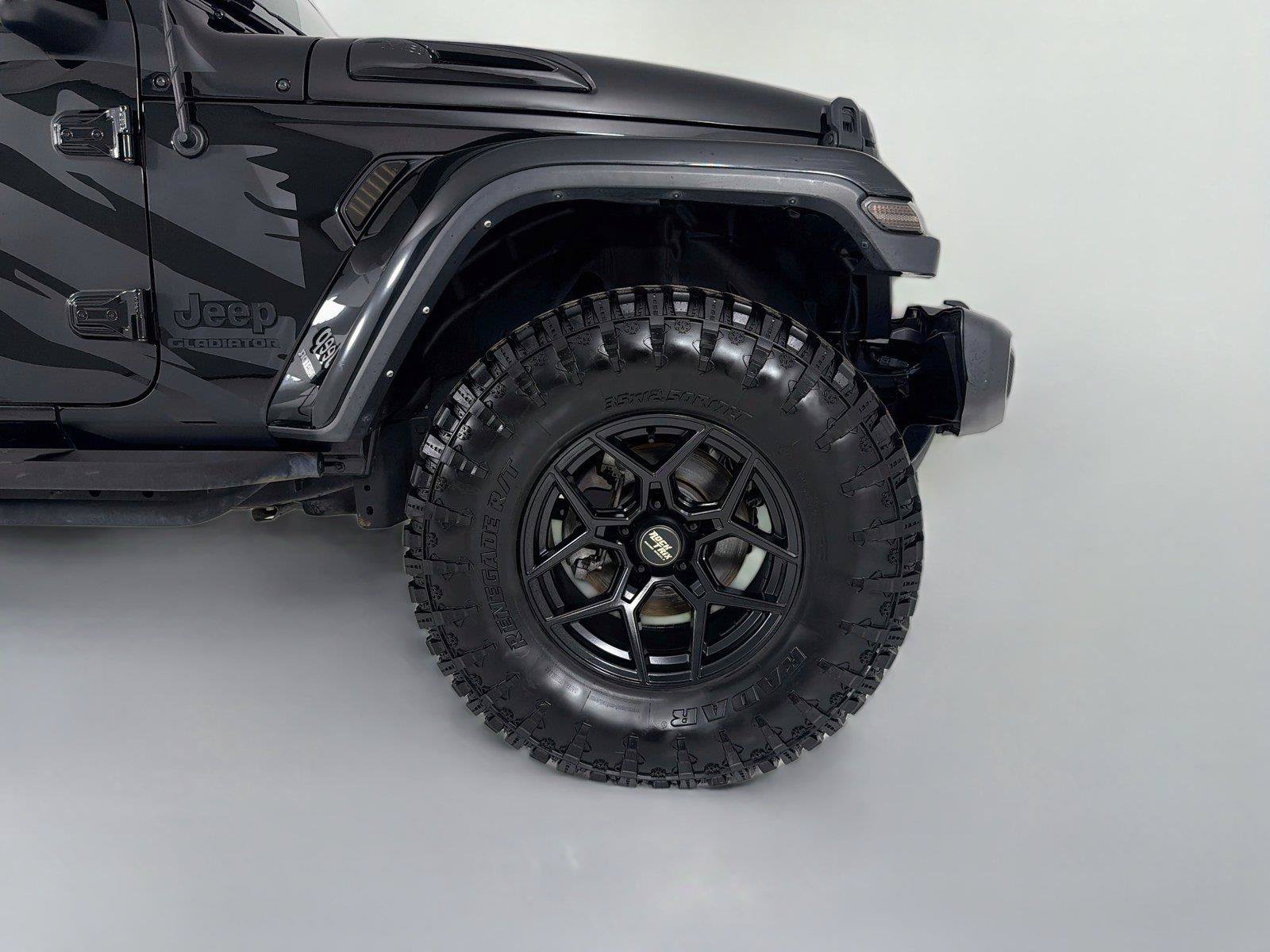 Used 2022 Jeep Gladiator Sport AWD/4WD image 26