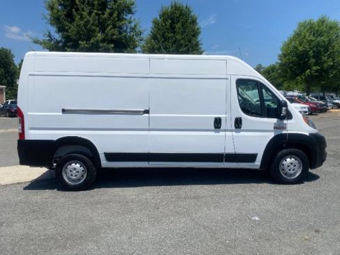Used 2020 RAM ProMaster 2500 w/ Interior Convenience Group FWD image 5