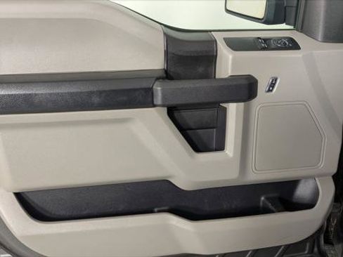 Used 2018 Ford F150 XL w/ Equipment Group 101A Mid image 12