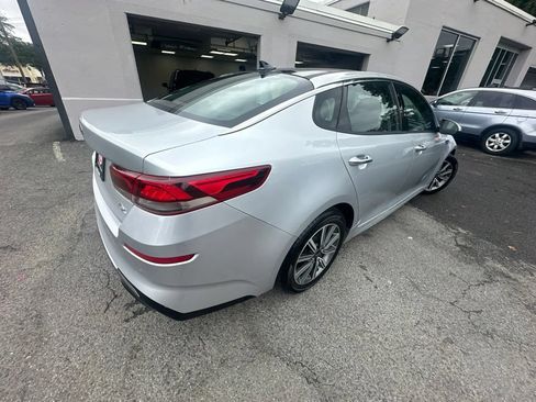 Used 2020 Kia Optima Premium FWD image 6
