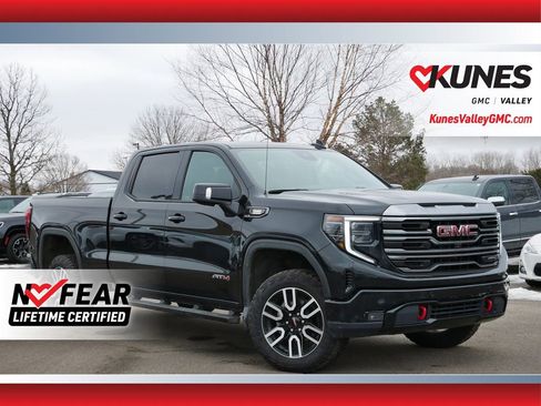 Used 2023 GMC Sierra 1500 AT4 w/ AT4 Preferred Package image 1