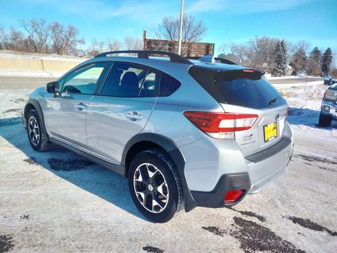 Used 2018 Subaru Crosstrek 2.0i Premium w/ Eyesight System image 6