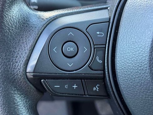 Used 2024 Toyota RAV4 XLE AWD/4WD image 20