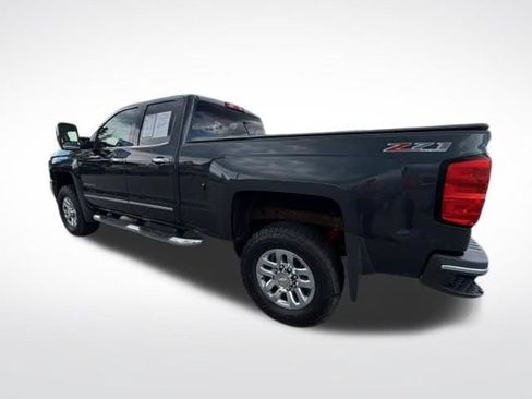 Used 2017 Chevrolet Silverado 2500 LTZ w/ Z71 Package, Off-Road AWD/4WD image 4