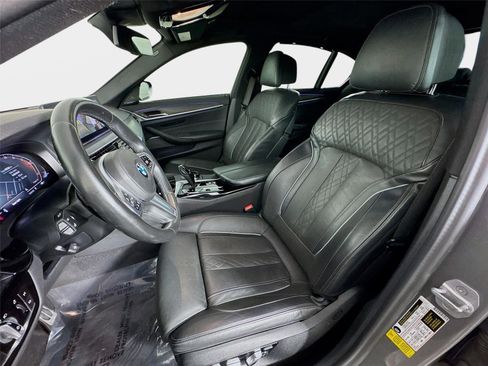 Used 2021 BMW 540i w/ Executive Package RWD image 11